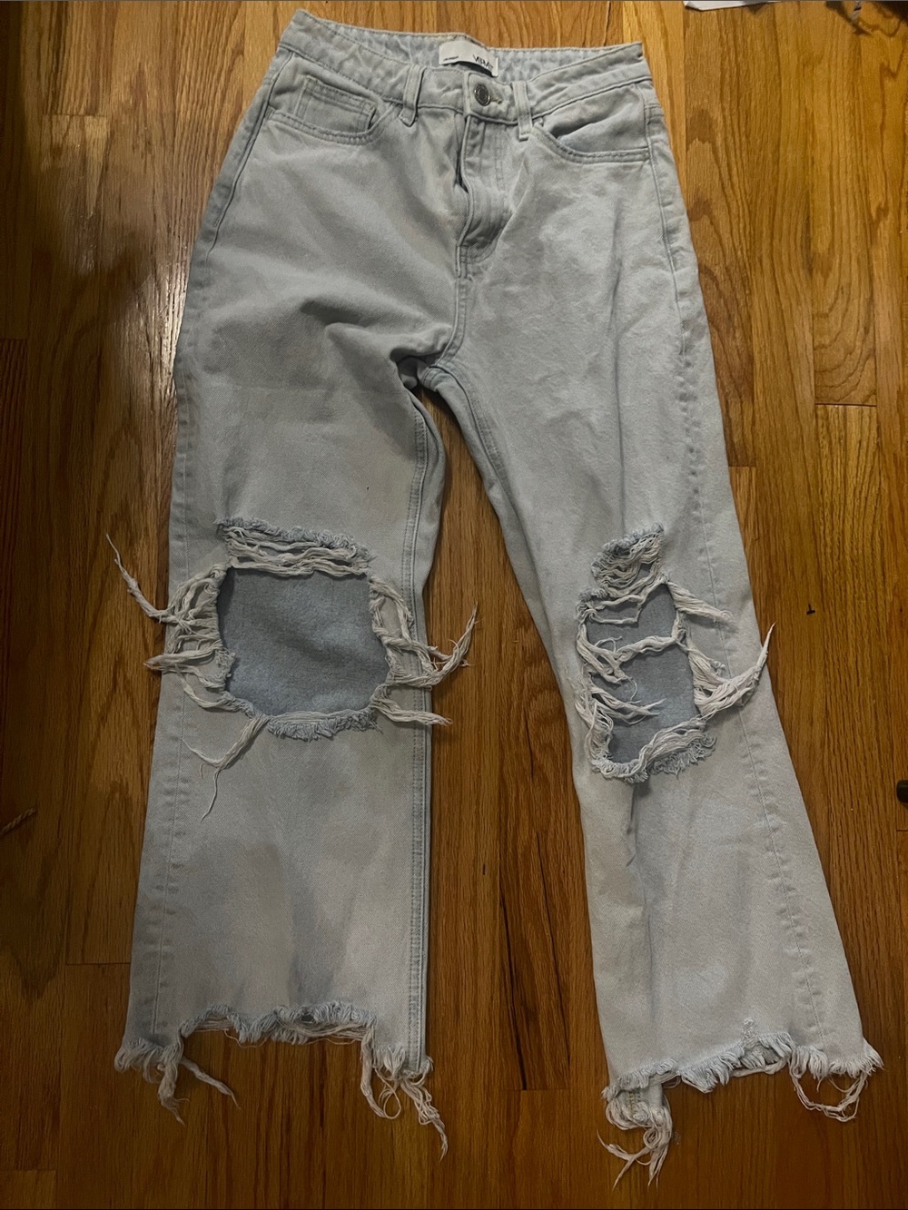 Vervet Distressed Light Blue Women’s Ripped Jeans size 25 (cropped or short)